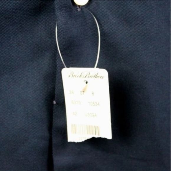 Brooks Brothers Country Club S/S Button Shirt - Picture 7 of 8